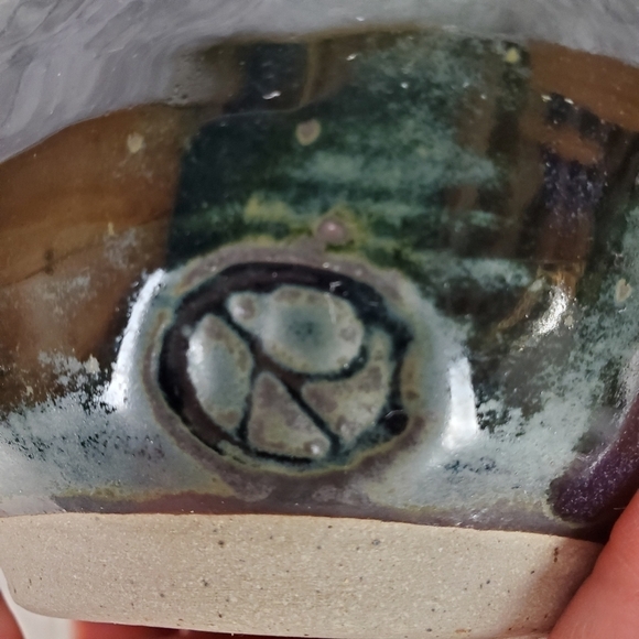 Handcrafted Studio Pottery Tri Point Cereal Bowls Splash Glaze Black Set  of 2 - Picture 9 of 10